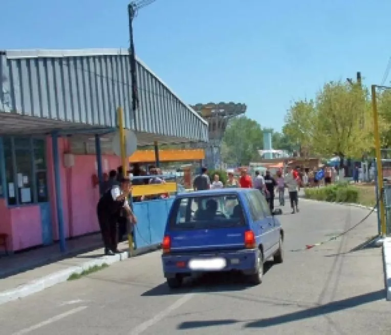 2 cladiri din Tabara Navodari, transformate in spital