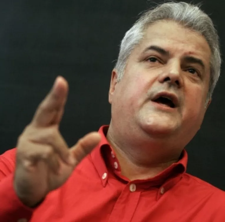 Aflat in "Miezul problemei",  Adrian Nastase a facut dezvaluiri socante