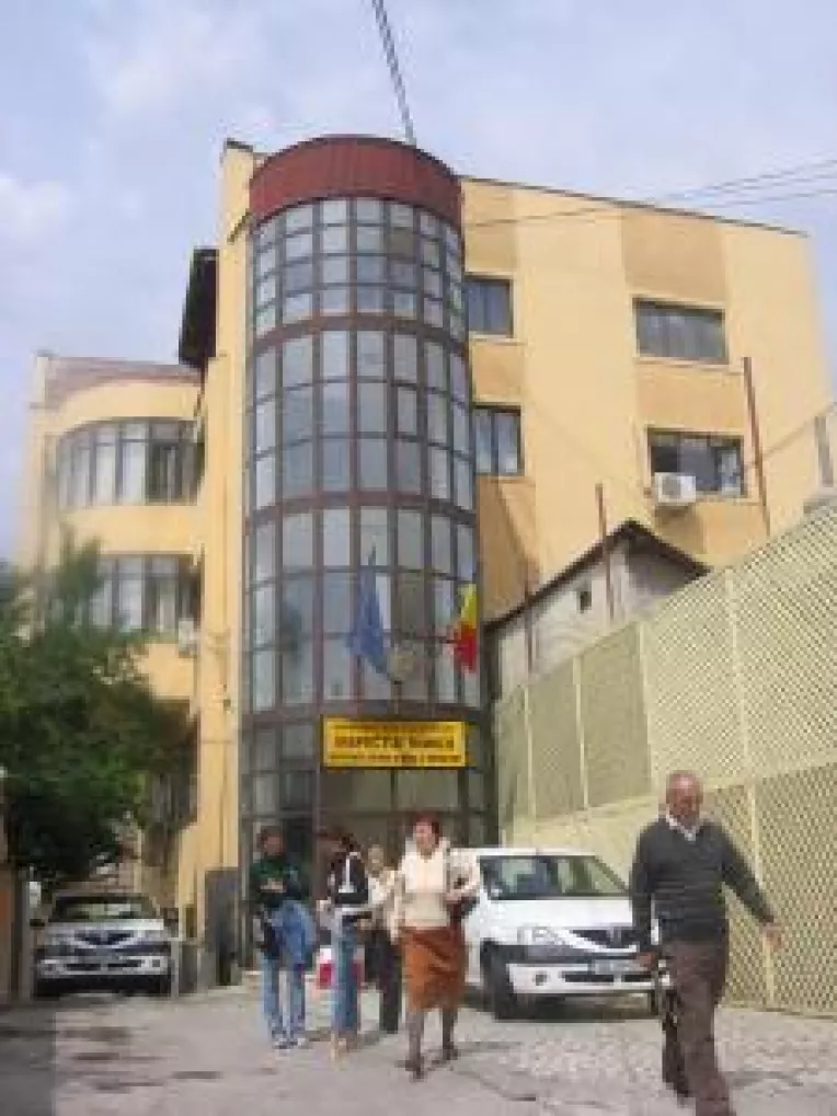 Angajatorii sunt luati la puricat. Amenzi pentru lipsa registrului electronic