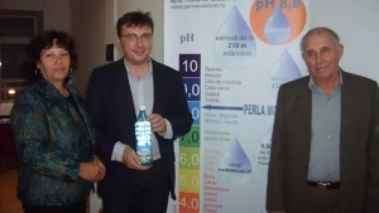 Apa Perla Moldovei, la cel de-al 3-lea Congres National de Medicina Integrativa cu Participare Internationala

