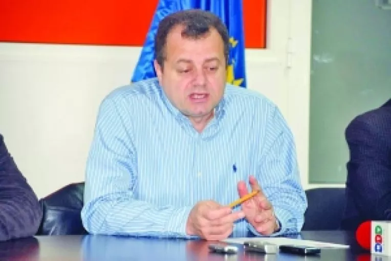 Banias spune ca cetatenii percep guvernarea drept "echilibrata"