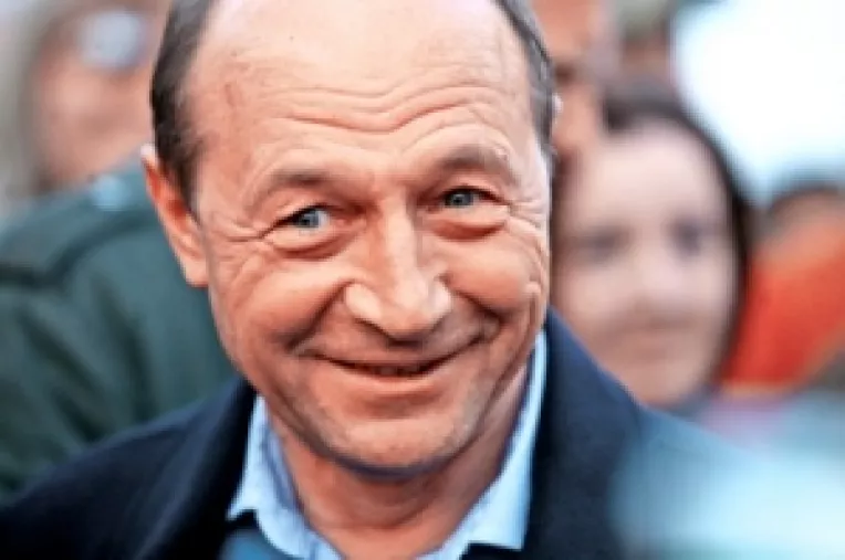 Barroso si Gitenstein sunt liberi sa-l duca pe Basescu unde vor