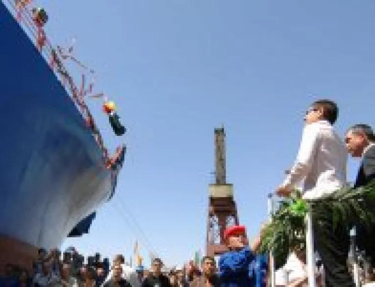 Basescu, inapoi la prima dragoste: Oricat otel ar fi intr-o nava, ea tot are suflet