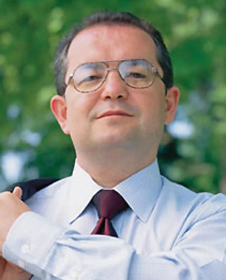 Boc vrea rol principal, Geoana ii transmite sa nu distruga guvernarea de dragul campaniei electorale