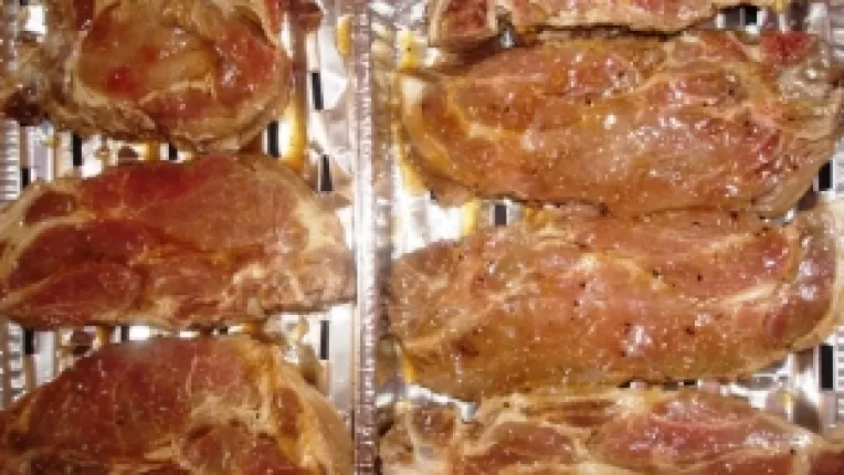 Cei care consuma carne la gratar trebuie sa fie atenti