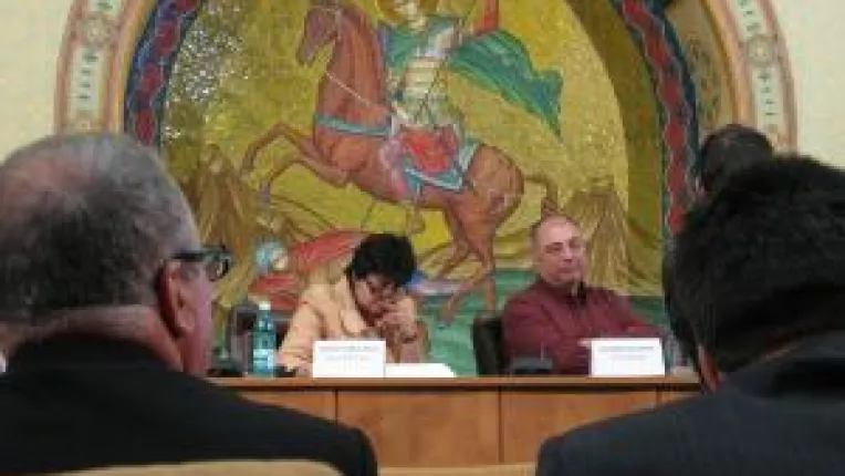 Consilierii, la studiu pe strazi