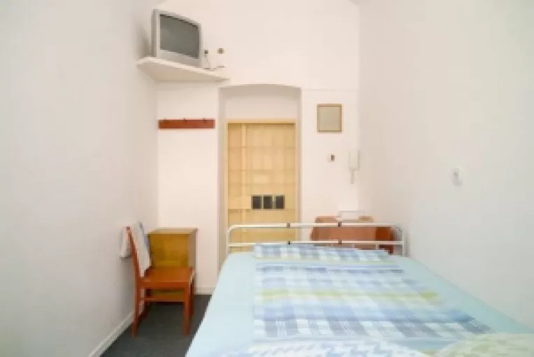 Cum arata camera din puscaria in care Cristi Borcea si Valentina Pelinel au conceput copilul