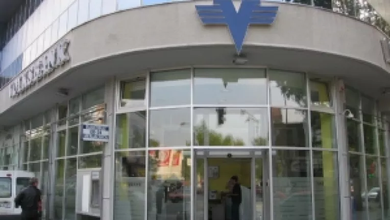 Cum au negociat romanii contractele de creditare