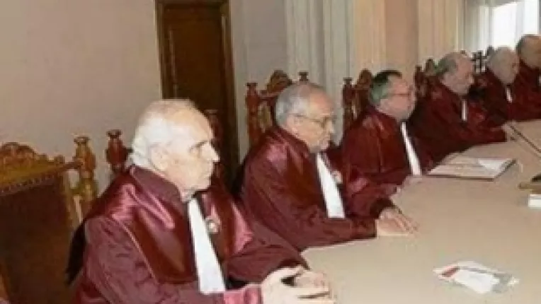 Curtea Constitutionala a Romaniei  a respins sesizarea PD-L privind Regulamentul Senatului