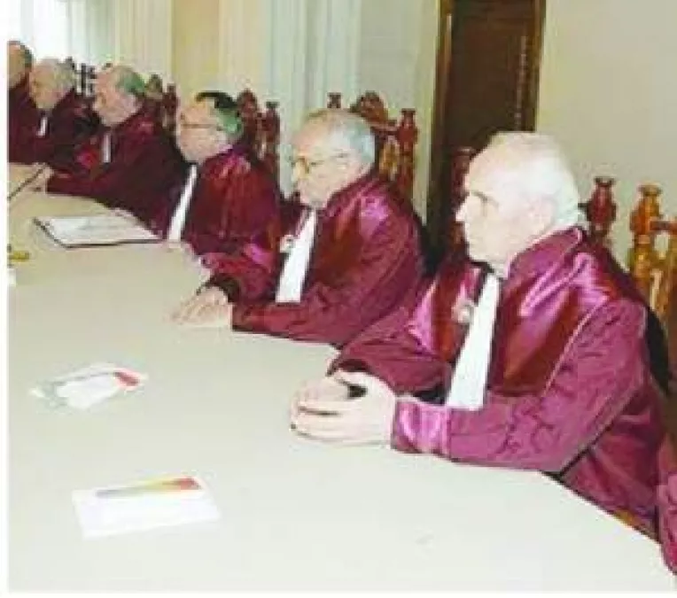 Curtea Constitutionala: Conflictul dintre Parlament si Traian Basescu, in dezbatere