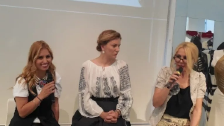 Dana Savuica: "Pentru prima data, Julie s-a imbracat in rochie de mireasa!"