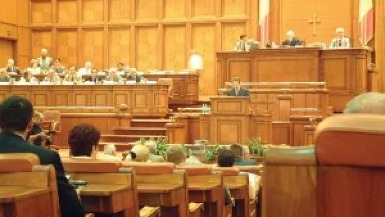 Demnitarii din consiliile de administratie pot sta linistiti