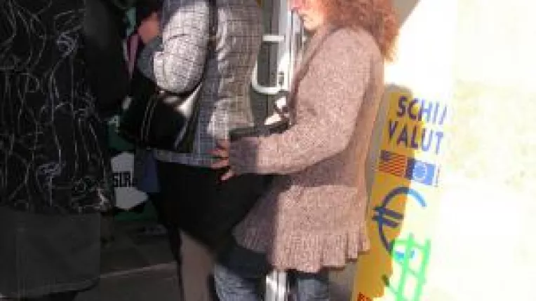 Euro forteaza schimbul valutar