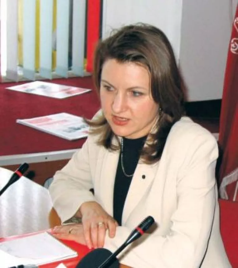 Europarlamentarul Adriana Ticau, cu ochii pe criza din sectorul auto