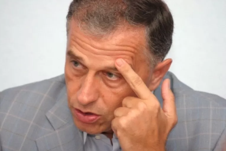 Geoana crede ca va trece testul europarlamentarelor