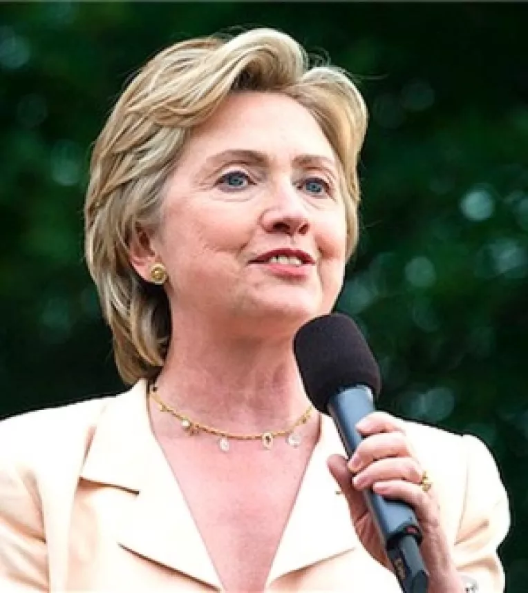 Hillary Clinton, in turneu diplomatic