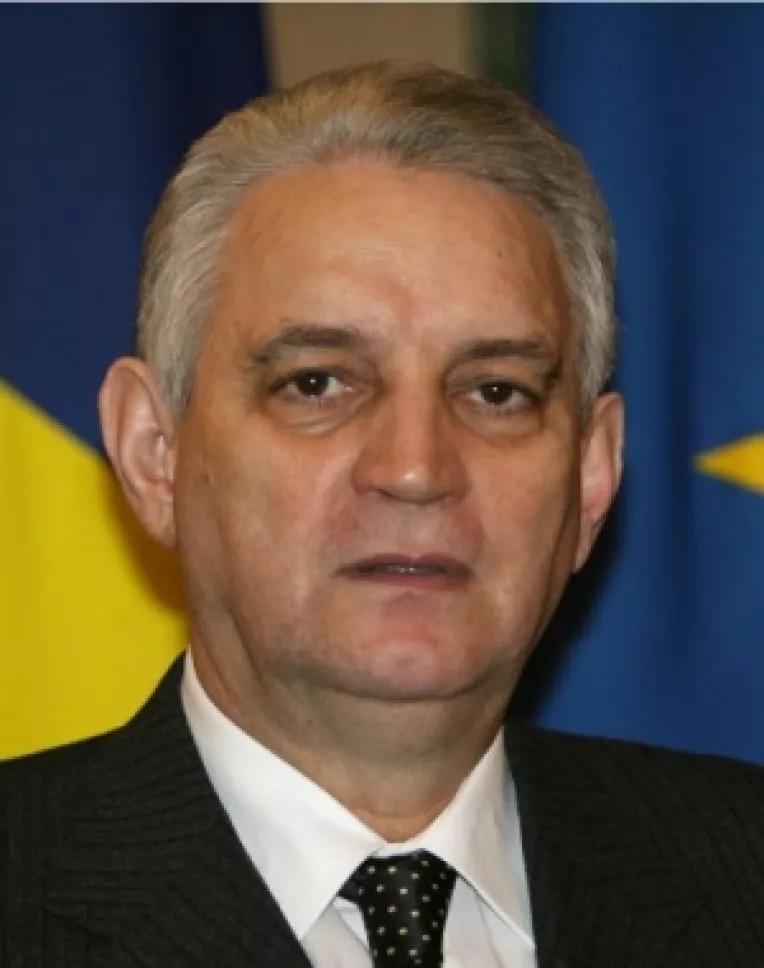 Ilie Sarbu: Romania risca sa piarda o mare parte din cele aproximativ 30 de miliarde de euro, fonduri nerambursabile, din cauza ineficientei Guvernului