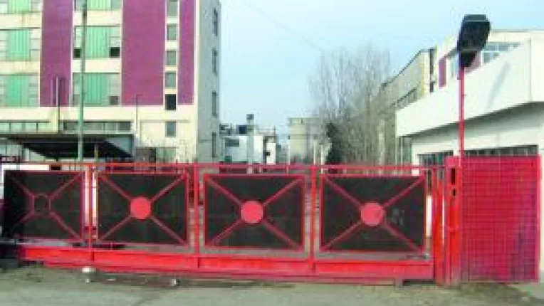 Incet cu Tufonul pe scari!