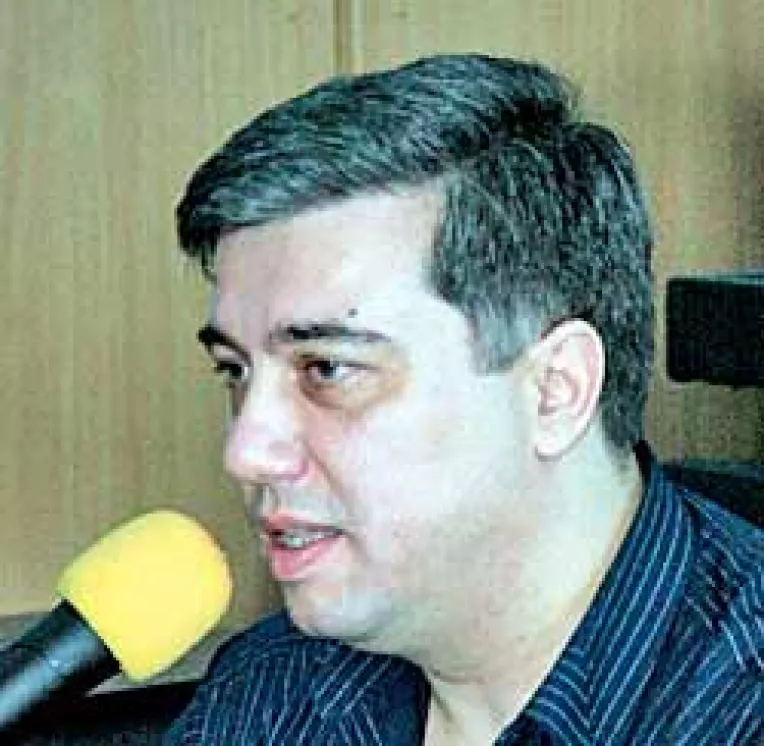 Manea: "Onaca a inceput campania cu o minciuna"