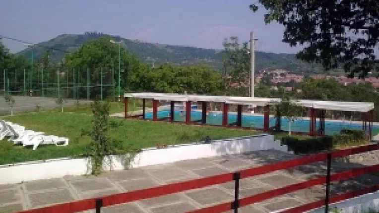 Ministerul Dezvoltarii vinde 40% din domeniul de la Saliste, Sibiu, cu pretul unei Dacii