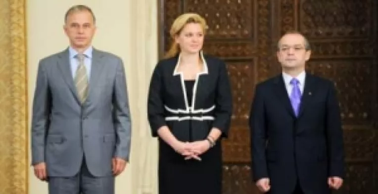 Mircea Geoana: Mustruluit pentru ca participa la evenimente oficiale la Palatul Cotroceni