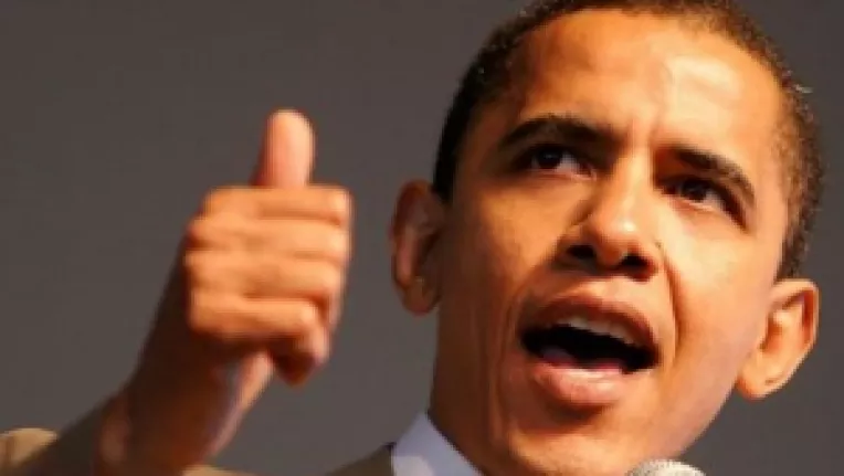 Numerosi romani semneaza petitia adresata  presedintelui Barack Obama si secretarului de stat John Kerry, prin care il reclama pe Traian Basescu ca distruge democratia si justitia