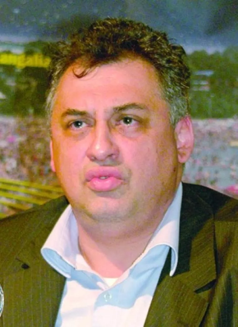 O noua tentativa de sedinta extraordinara. Consilierii municipali din Mangalia ii pregatesc un proces primarului Tusac