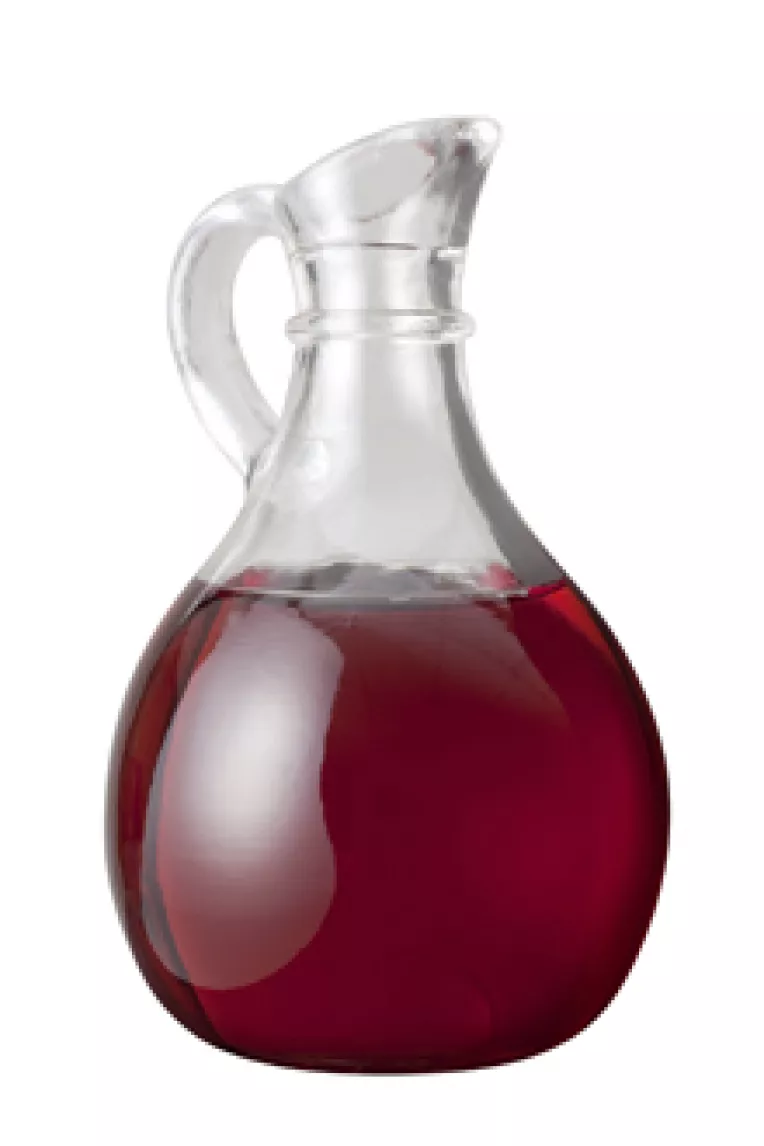 Otetul din vin rosu reduce pofta de dulce si are foarte putine calorii