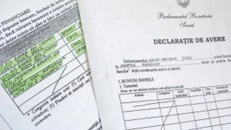 Parlamentarii nostri nu s-au imbogatit, dar nici nu s-au grabit sa-si puna averea pe hartie