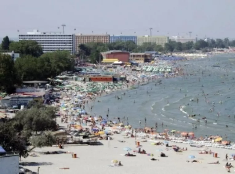 Pretul locuintelor de vacanta a scazut cu 30%