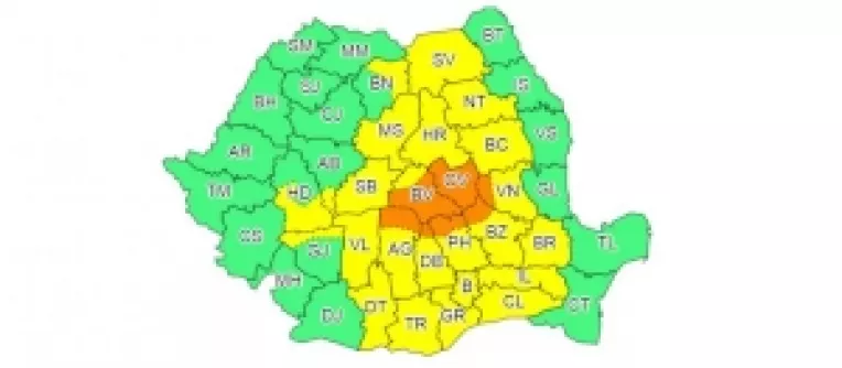 Prognoza meteo: 7 judete sub cod portocaliu de ninsori abundente si viscol, de luni dupa-amiaza; in majoritatea zonelor tarii, avertizare de ploi si vant