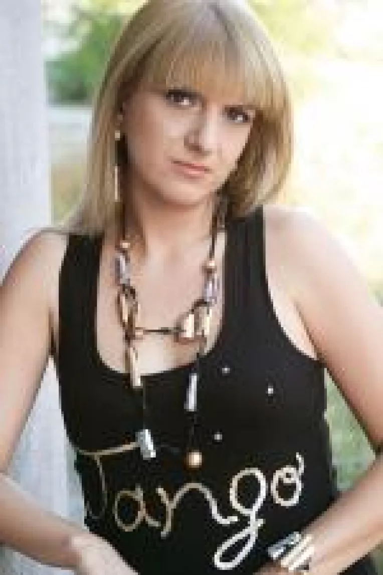 Revista Tango: Cumparata de celebrul miliardar roman Dinu Patriciu