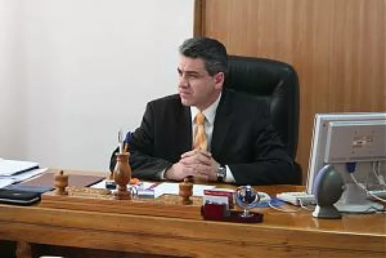 Schimbari cu scandal la sefia CJ.