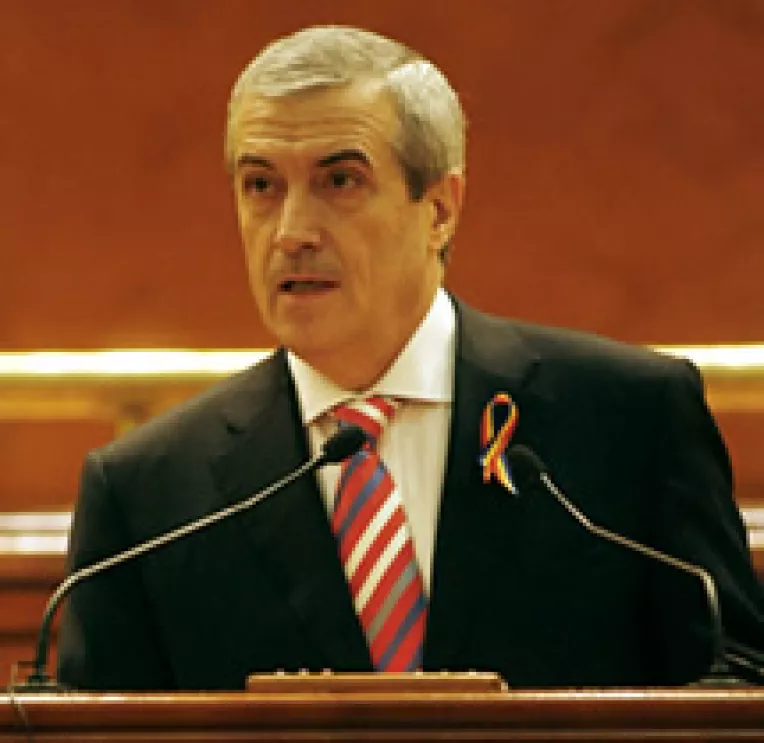 Tariceanu recomanda presei accentul pe elementele politice ale summit-ul si nu pe organizare

