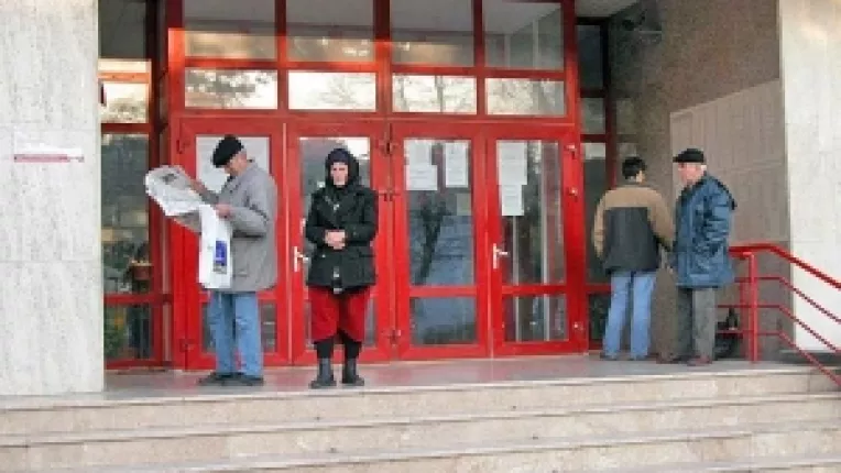 Tata la numai 13 ani