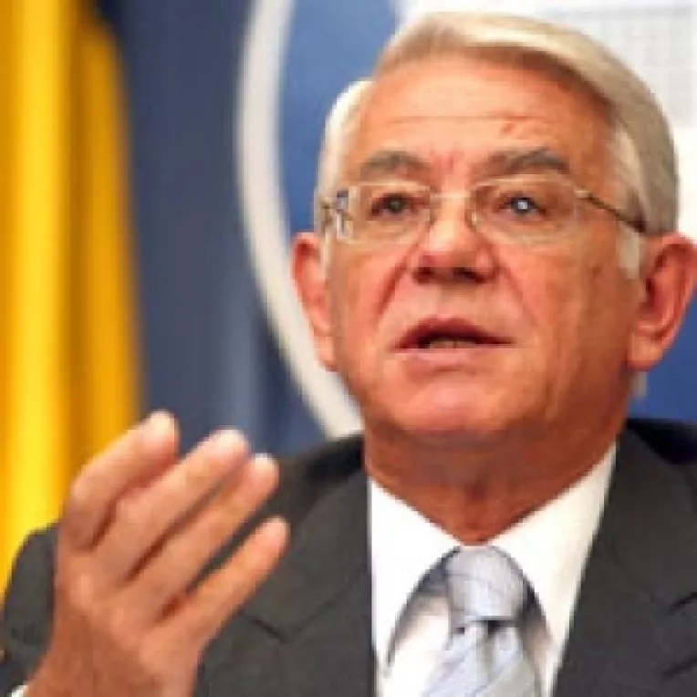 Teodor Melescanu: "Problema pe care o vad este lipsa de conducere din MAI!"