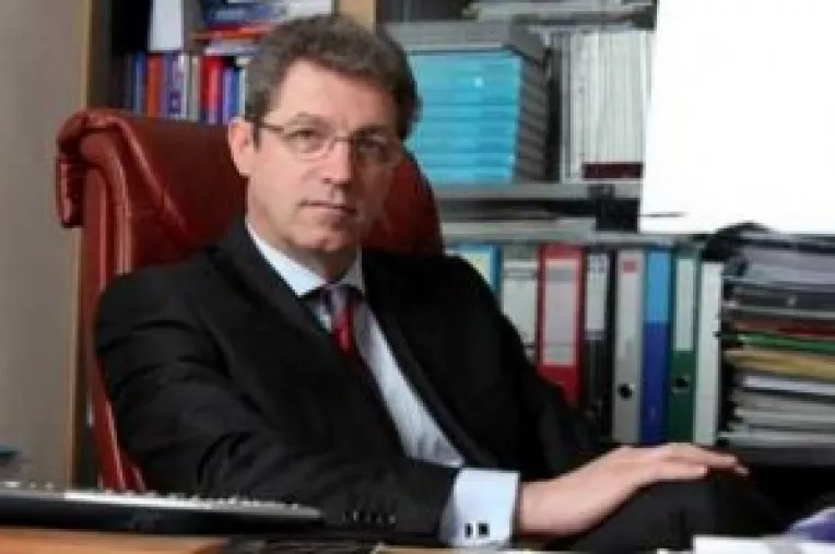 Un interviu exceptional AM PRESS cu profesorul dr ADRIAN STREINU-CERCEL (1)