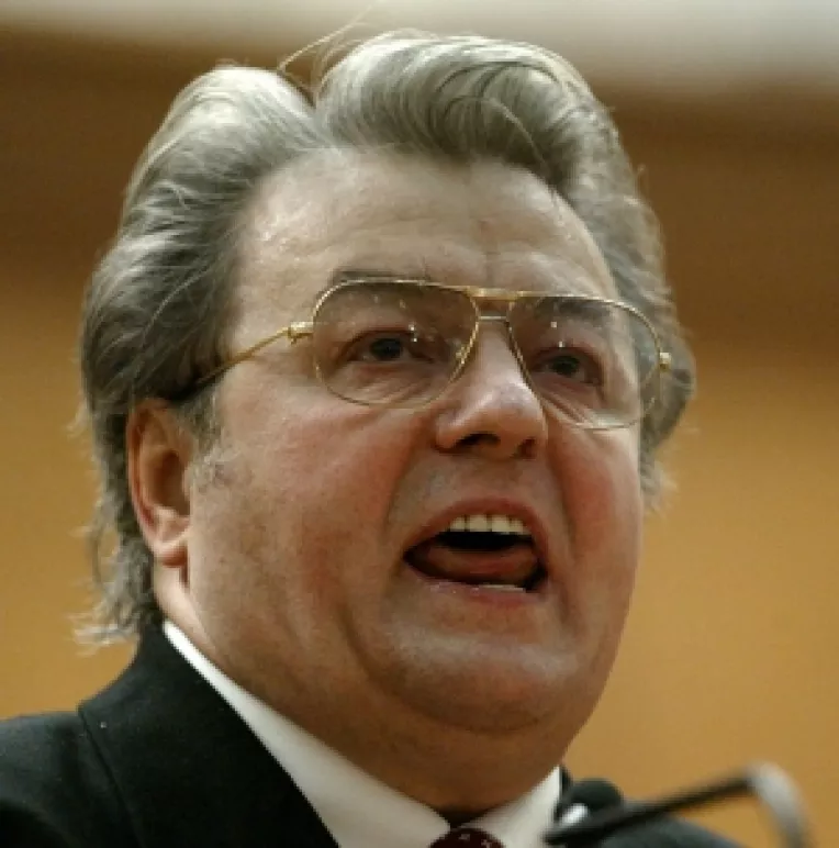 Vadim Tudor: Indiferent de rezultatul acestor alegeri, n-am sa ies din politica