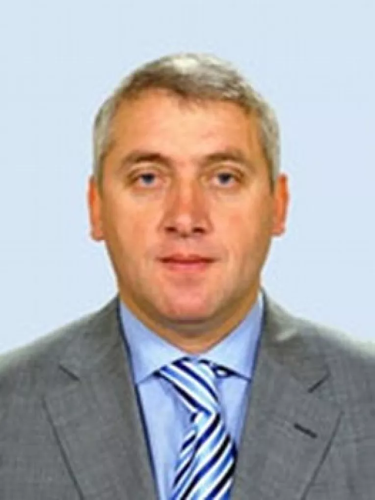 Vanzatorii de falsuri: Traian Basescu si Emil Boc au bagat tara in prapastie