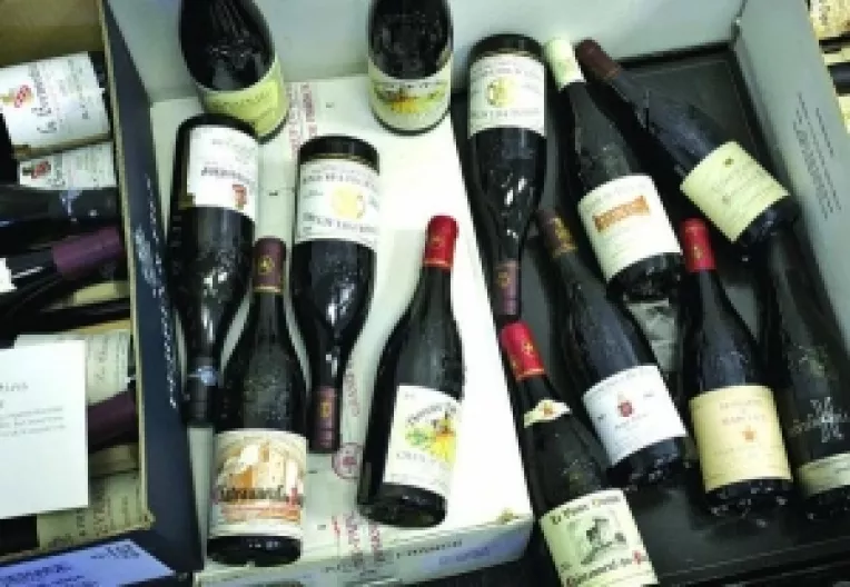 Vinurile romanesti, cu 15%  mai scumpe in magazine